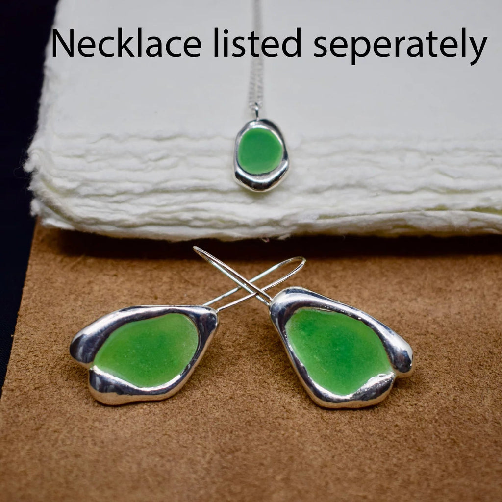 Drop of Green Earrings - Regarde Jewellers